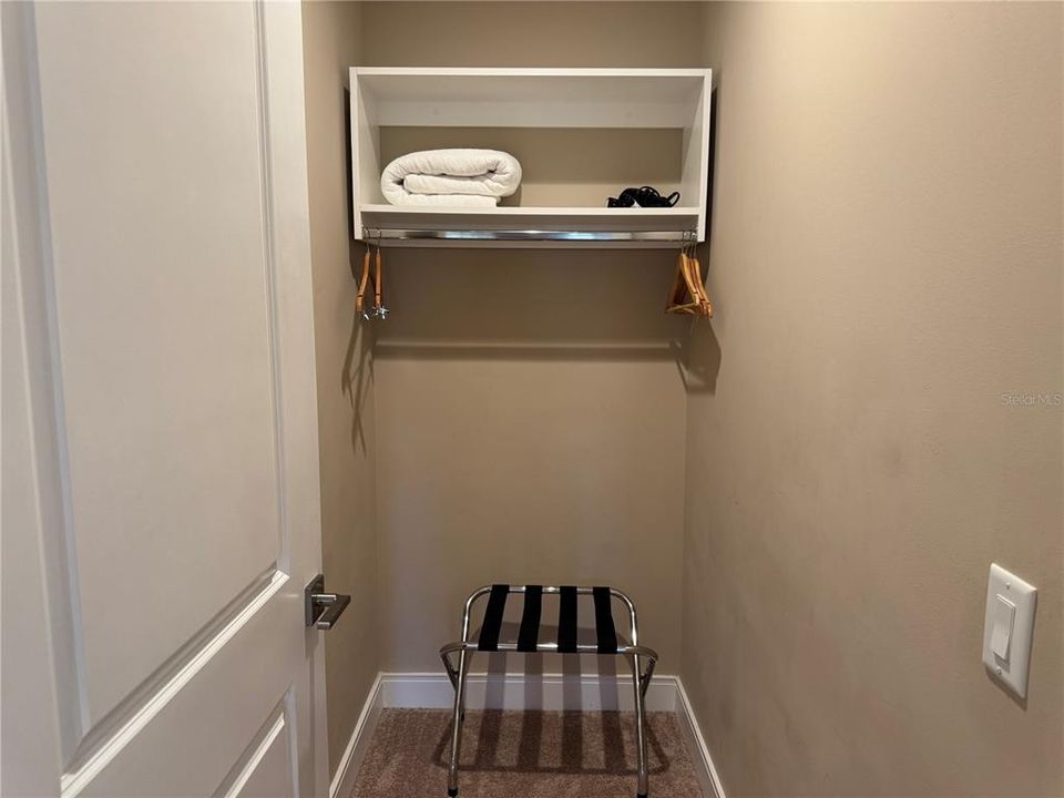 En Venta: $489,999 (4 camas, 4 baños, 2356 Pies cuadrados)