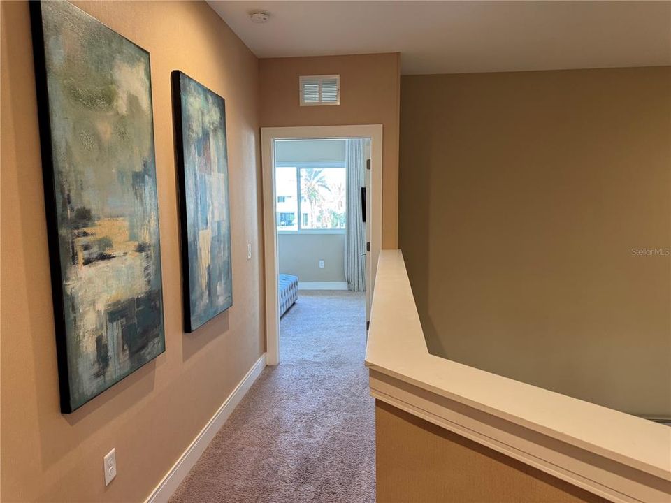 En Venta: $489,999 (4 camas, 4 baños, 2356 Pies cuadrados)