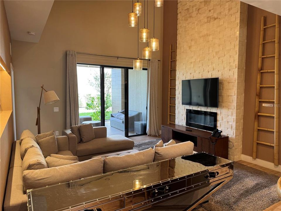 En Venta: $489,999 (4 camas, 4 baños, 2356 Pies cuadrados)