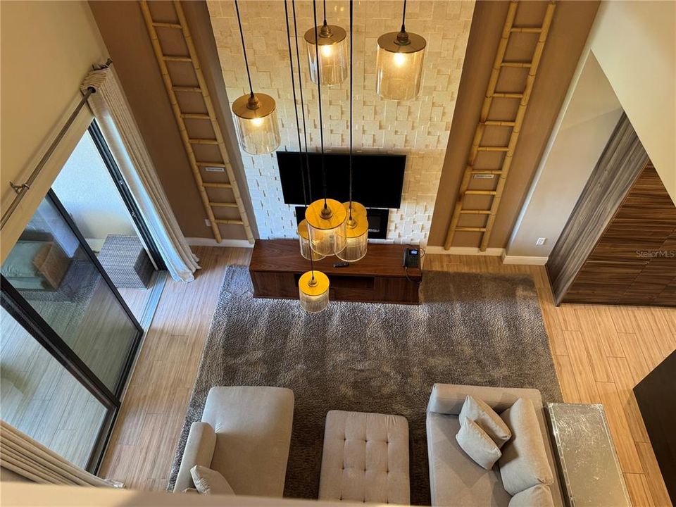 En Venta: $489,999 (4 camas, 4 baños, 2356 Pies cuadrados)