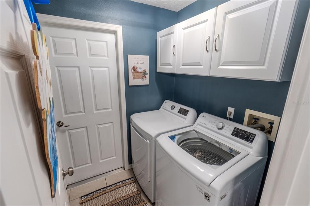 Activo con contrato: $370,000 (3 camas, 2 baños, 1382 Pies cuadrados)
