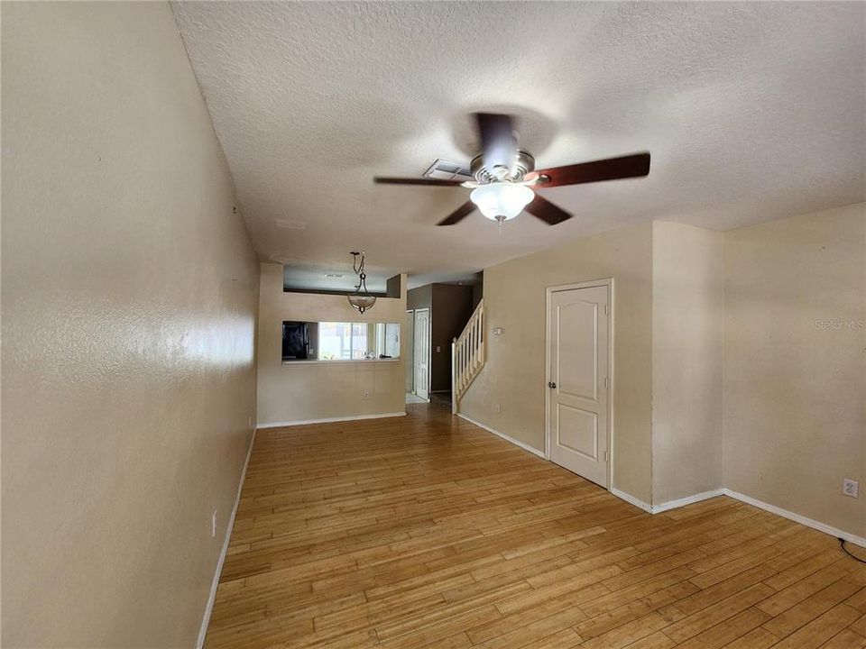 For Rent: $1,800 (2 beds, 2 baths, 1184 Square Feet)