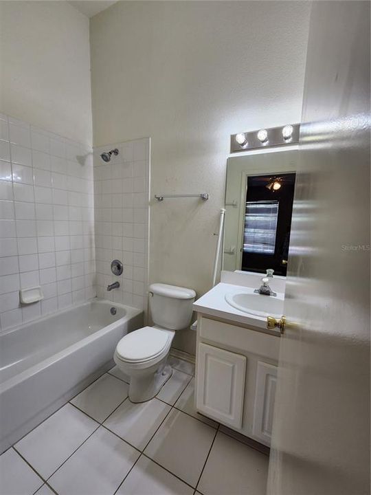 For Rent: $1,800 (2 beds, 2 baths, 1184 Square Feet)