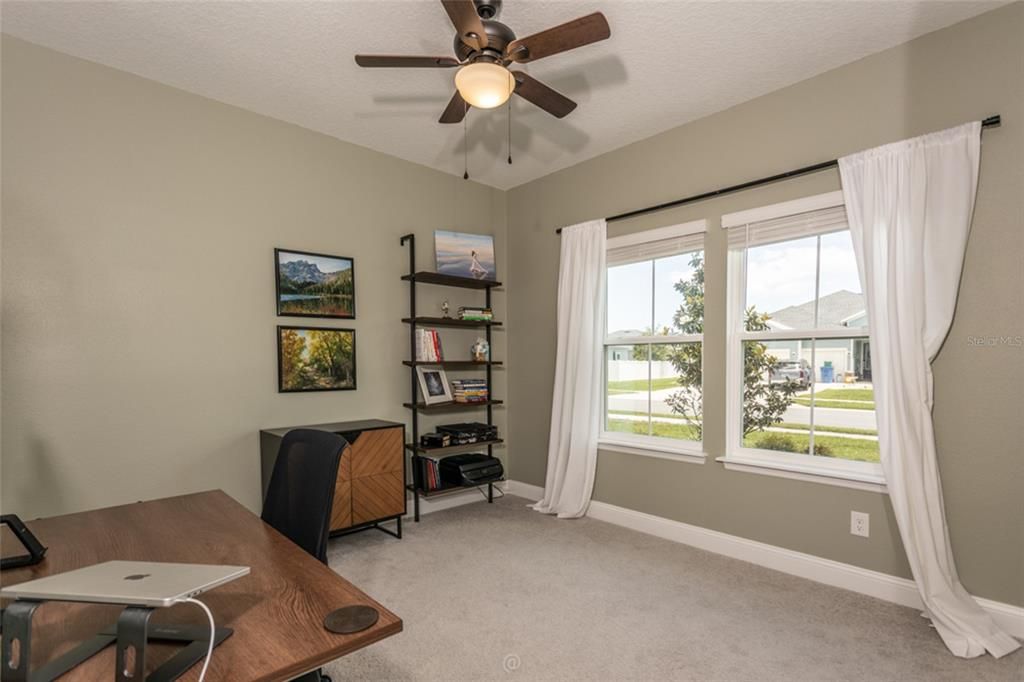 For Sale: $525,000 (4 beds, 3 baths, 2657 Square Feet)