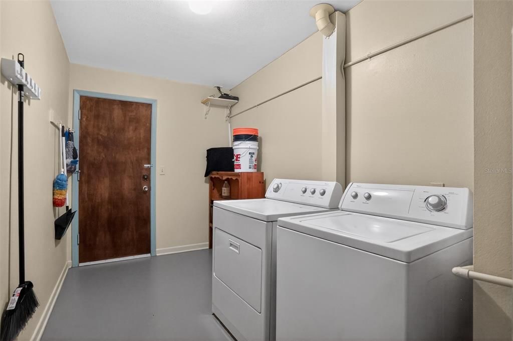 For Sale: $339,000 (3 beds, 2 baths, 1767 Square Feet)