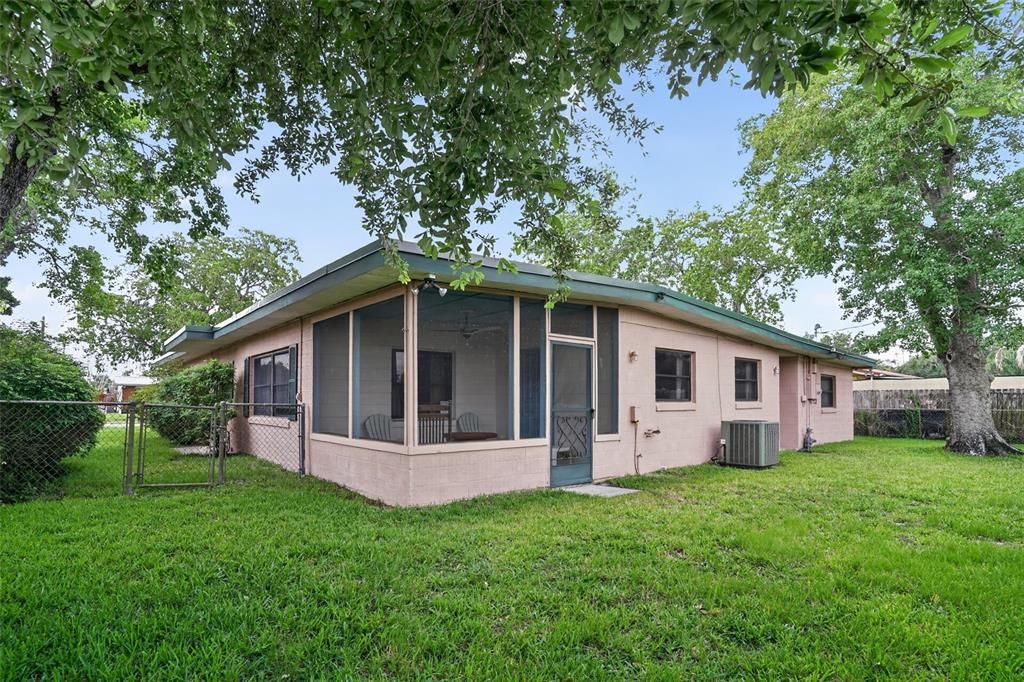 For Sale: $339,000 (3 beds, 2 baths, 1767 Square Feet)