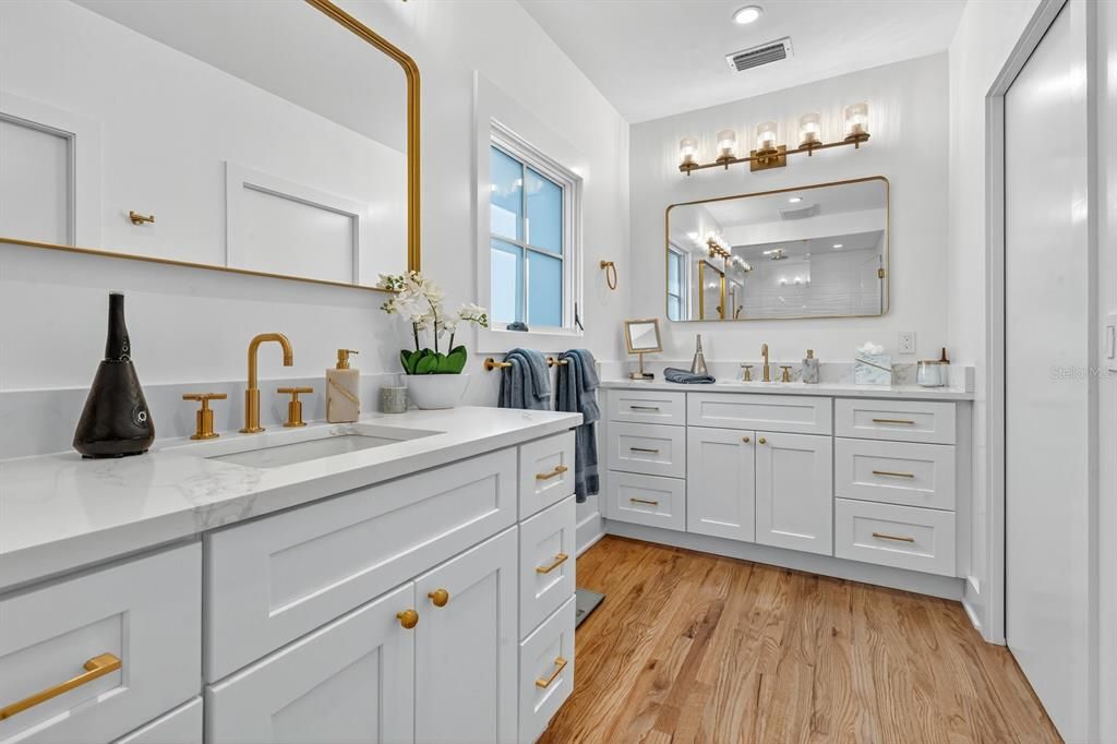 For Sale: $1,795,000 (3 beds, 3 baths, 2351 Square Feet)