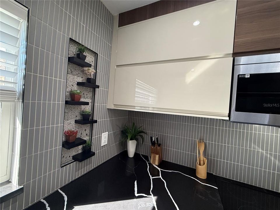 En Venta: $299,500 (3 camas, 2 baños, 1320 Pies cuadrados)