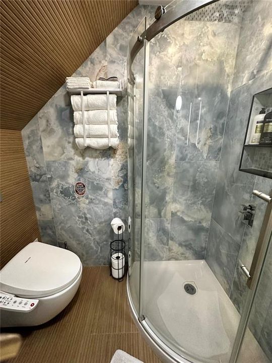 En Venta: $299,500 (3 camas, 2 baños, 1320 Pies cuadrados)