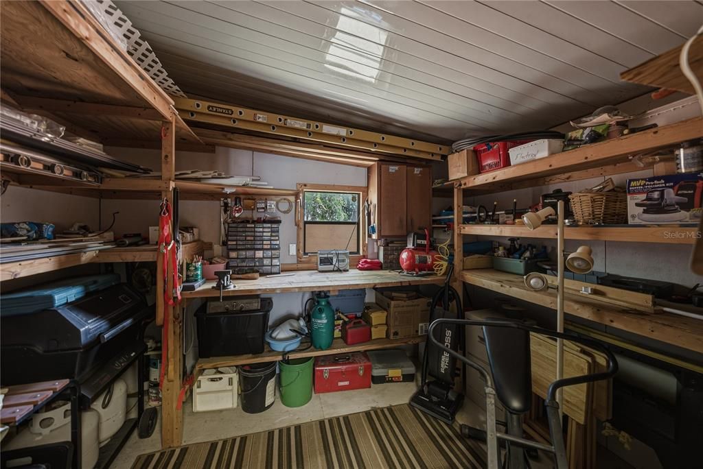 На продажу: $149,900 (2 спален, 2 ванн, 1086 Квадратных фут)
