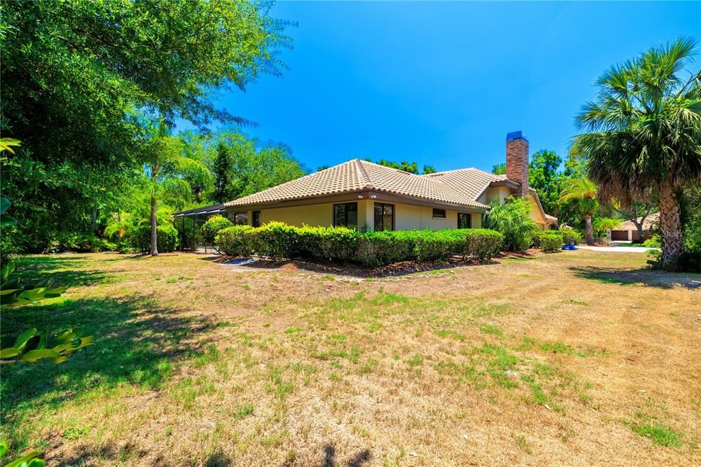 For Sale: $1,400,000 (4 beds, 3 baths, 4245 Square Feet)