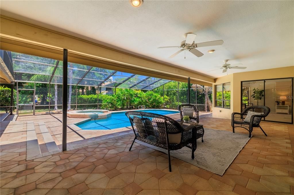 For Sale: $1,400,000 (4 beds, 3 baths, 4245 Square Feet)