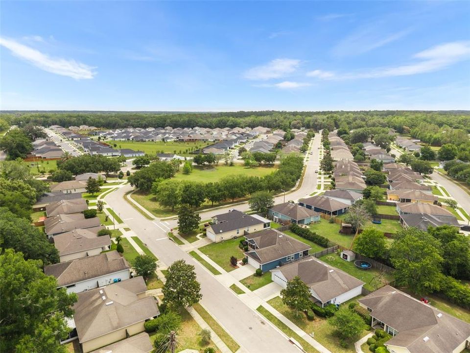 For Sale: $319,000 (4 beds, 2 baths, 1623 Square Feet)