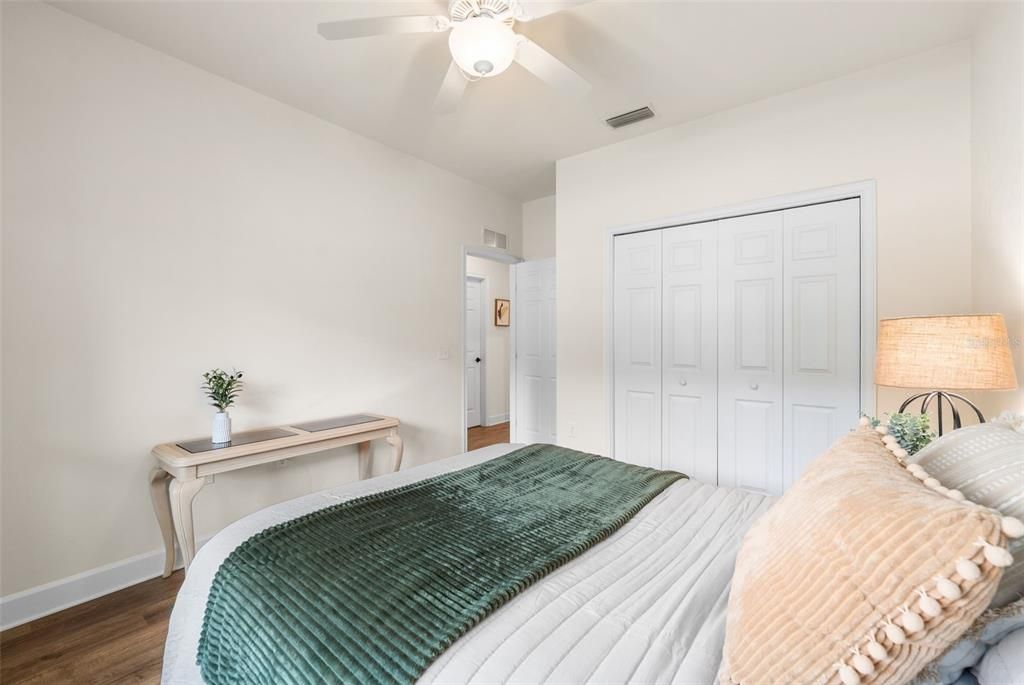 For Sale: $319,000 (4 beds, 2 baths, 1623 Square Feet)