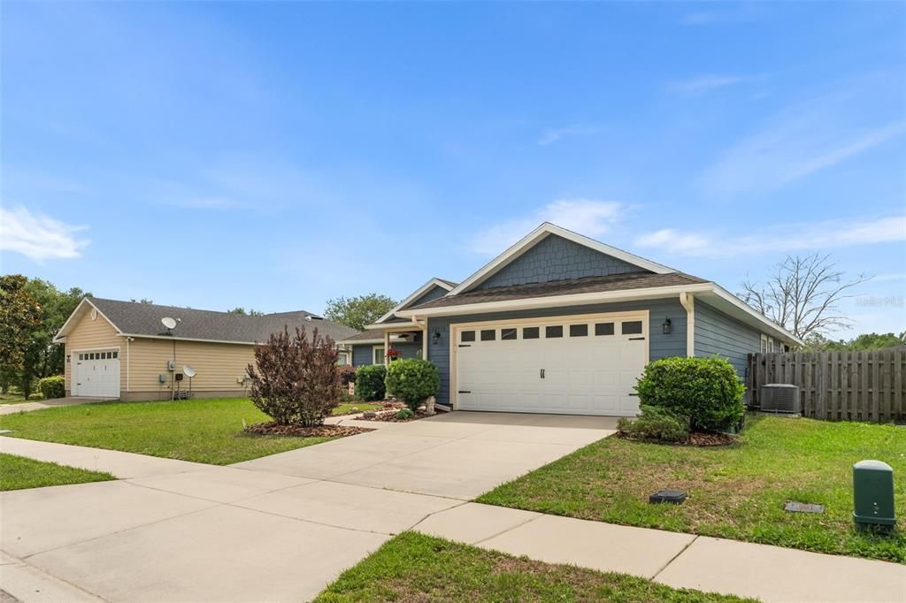 For Sale: $319,000 (4 beds, 2 baths, 1623 Square Feet)