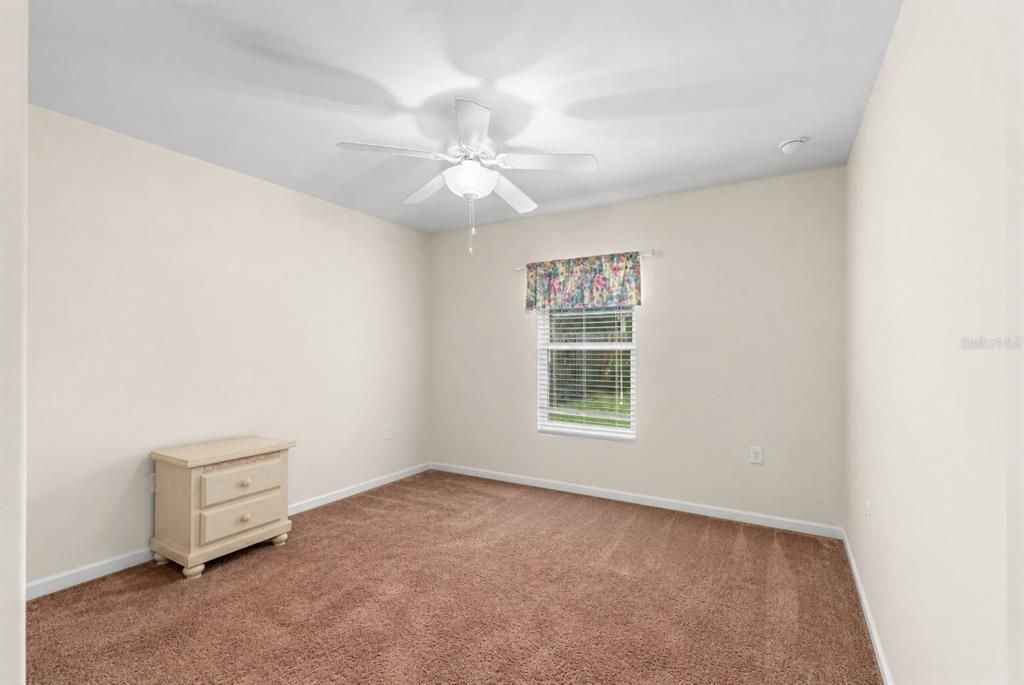 For Sale: $319,000 (4 beds, 2 baths, 1623 Square Feet)