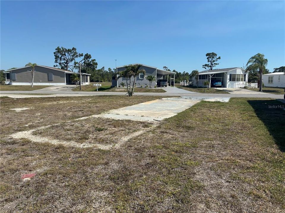En Venta: $17,500 (0.11 acres)