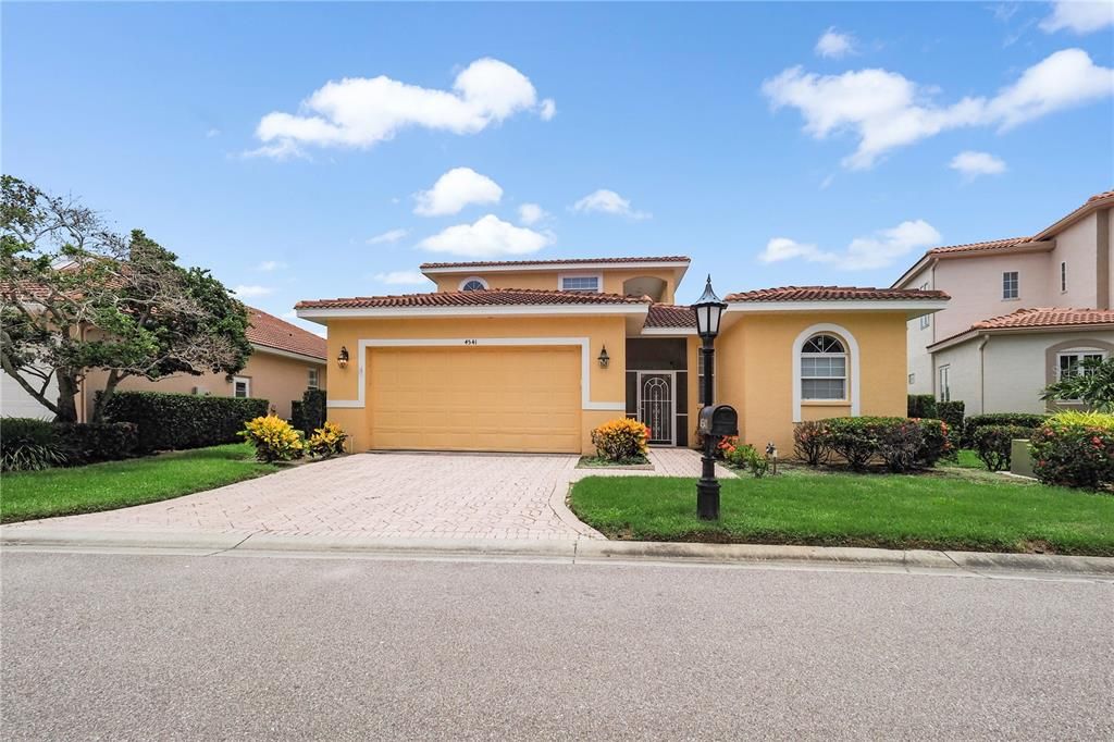 For Rent: $5,200 (4 beds, 4 baths, 3241 Square Feet)