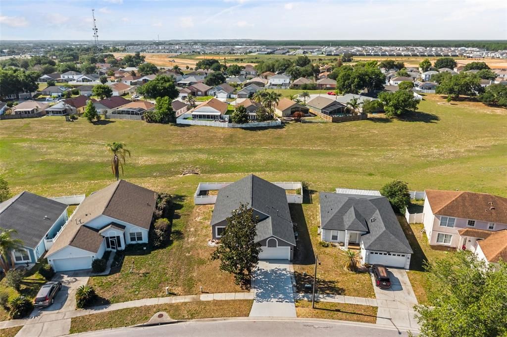 Active With Contract: $315,000 (3 beds, 2 baths, 1260 Square Feet)