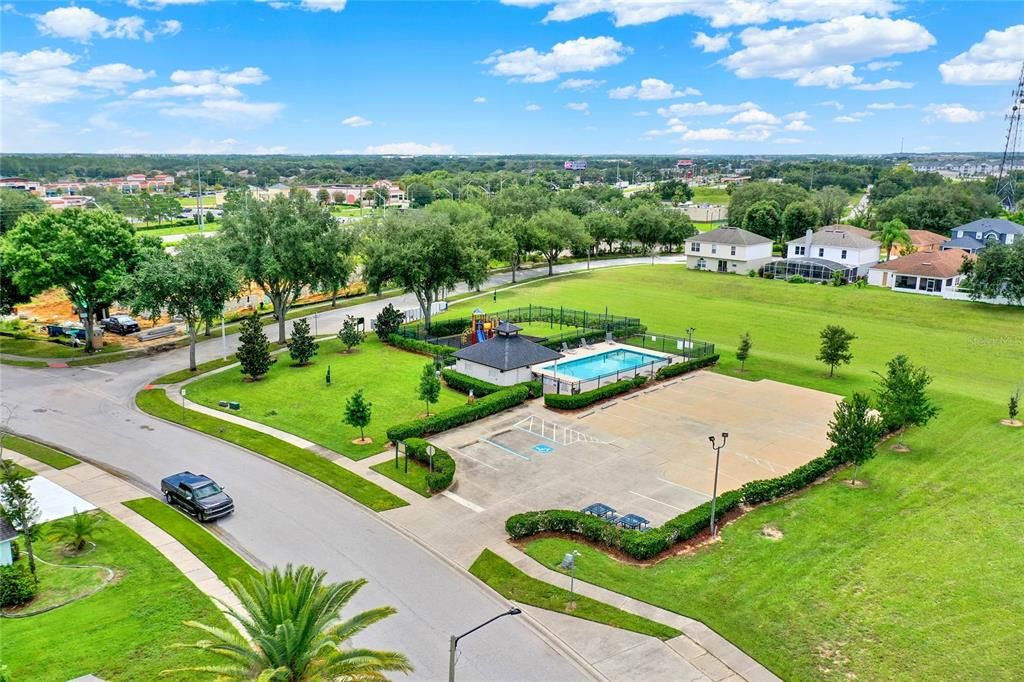 Active With Contract: $315,000 (3 beds, 2 baths, 1260 Square Feet)