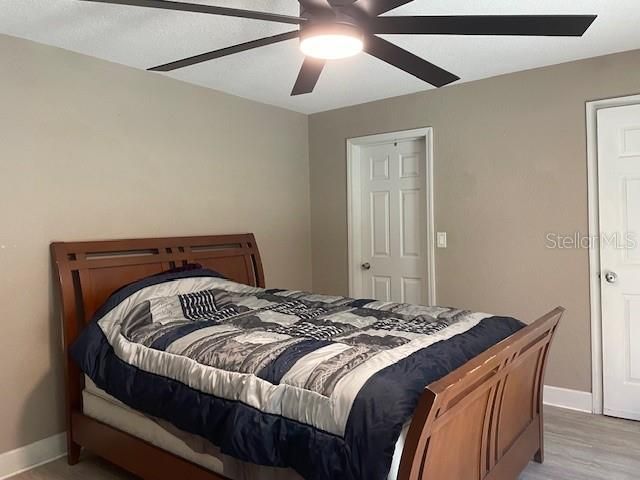 For Rent: $2,500 (3 beds, 2 baths, 2220 Square Feet)