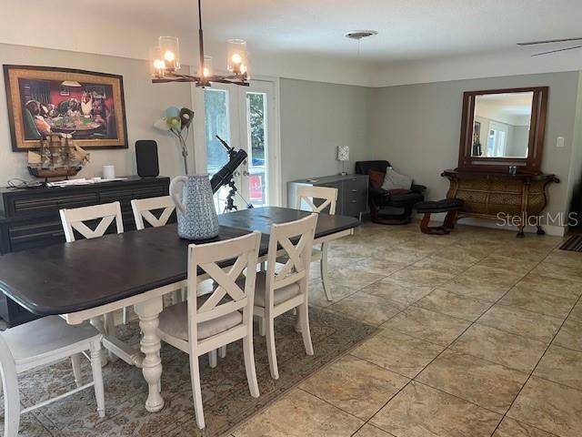 For Rent: $2,500 (3 beds, 2 baths, 2220 Square Feet)
