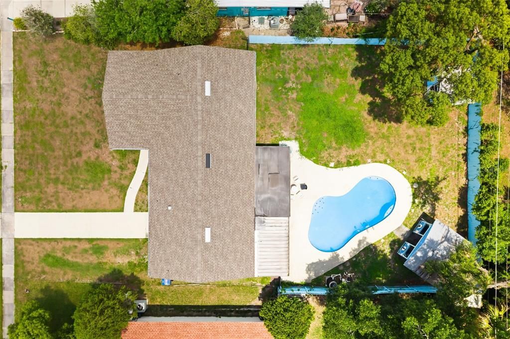На продажу: $500,000 (4 спален, 3 ванн, 1852 Квадратных фут)