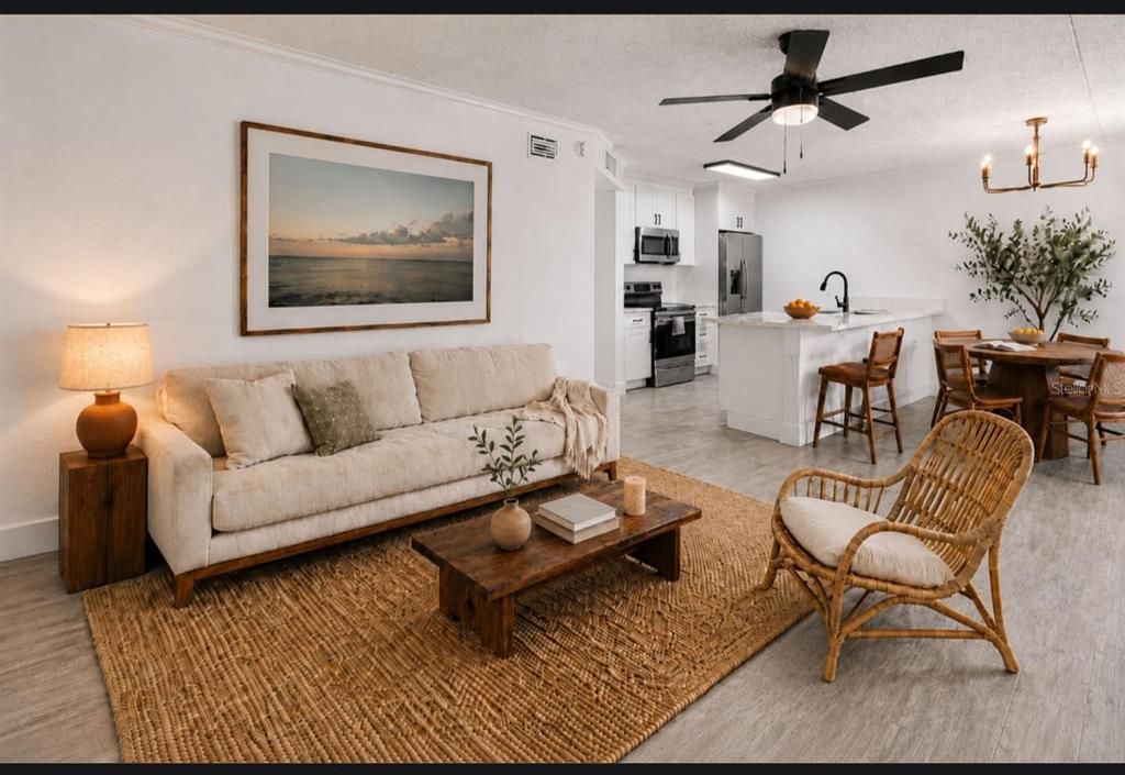 For Sale: $229,900 (2 beds, 1 baths, 760 Square Feet)