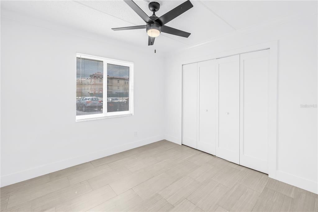 For Sale: $229,900 (2 beds, 1 baths, 760 Square Feet)