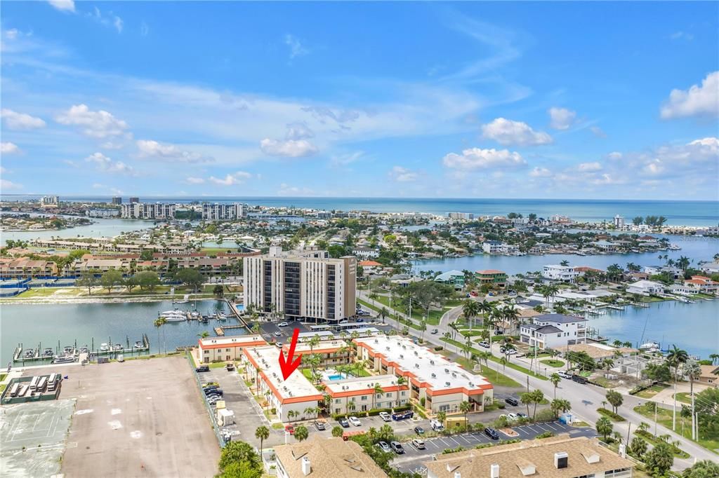 For Sale: $229,900 (2 beds, 1 baths, 760 Square Feet)