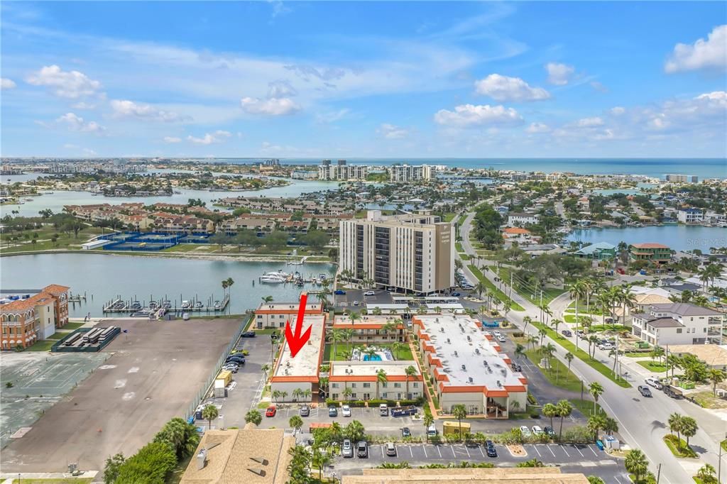 For Sale: $229,900 (2 beds, 1 baths, 760 Square Feet)