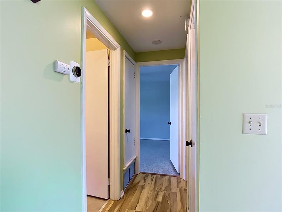 Activo con contrato: $235,000 (2 camas, 2 baños, 917 Pies cuadrados)