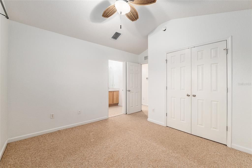 For Sale: $200,000 (3 beds, 2 baths, 1542 Square Feet)