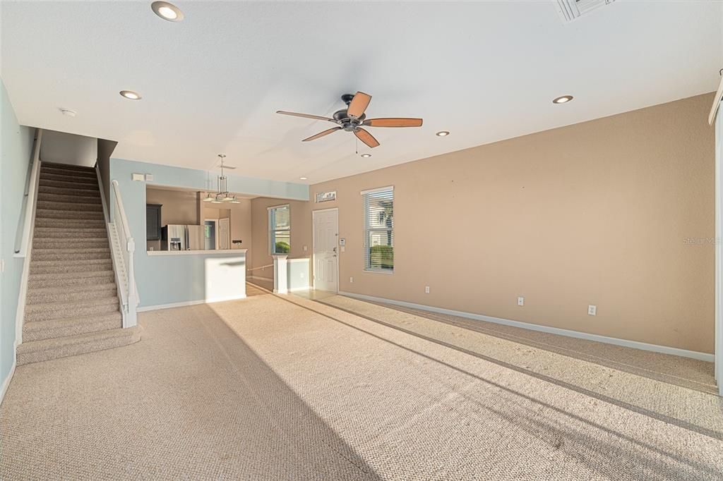 For Sale: $200,000 (3 beds, 2 baths, 1542 Square Feet)