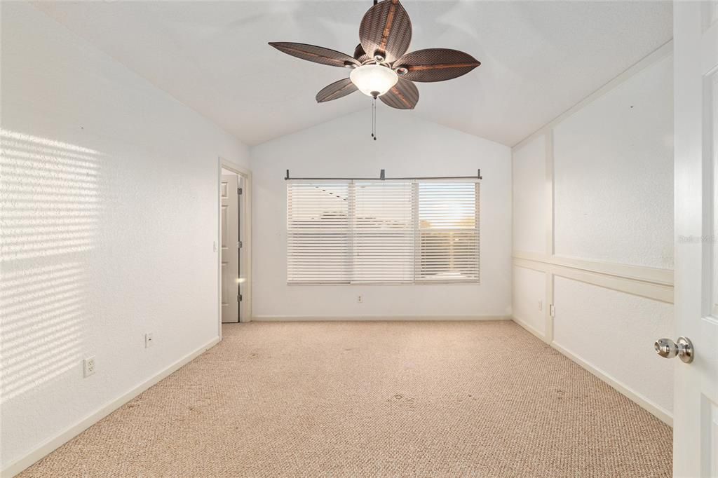 For Sale: $200,000 (3 beds, 2 baths, 1542 Square Feet)