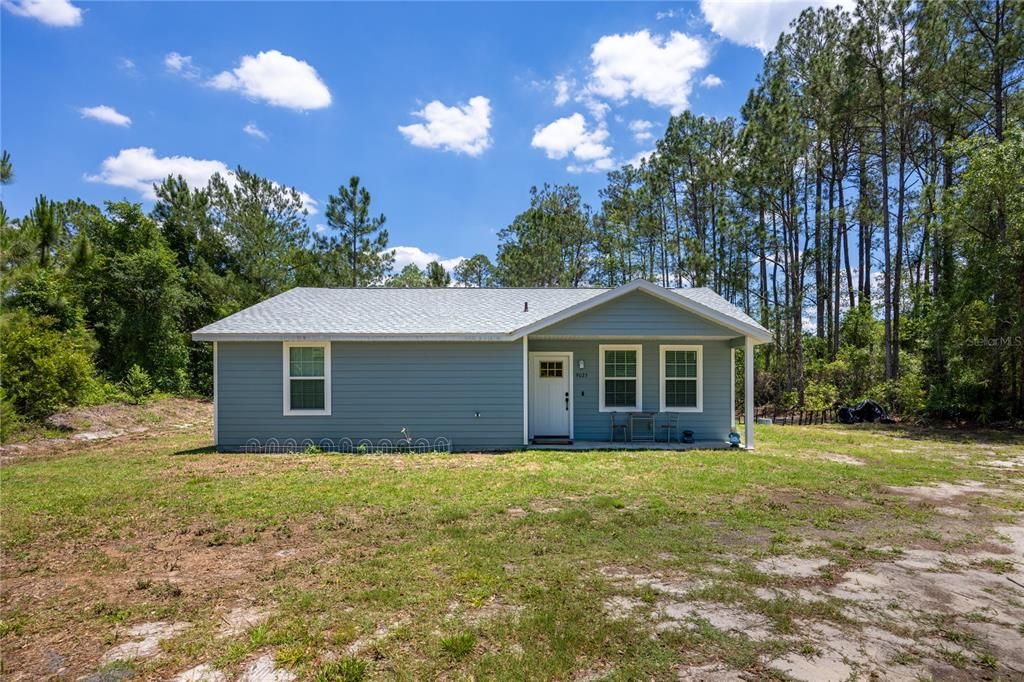For Sale: $272,500 (2 beds, 2 baths, 1052 Square Feet)