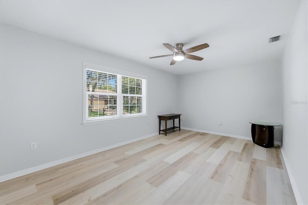 En Venta: $760,000 (4 camas, 3 baños, 2752 Pies cuadrados)