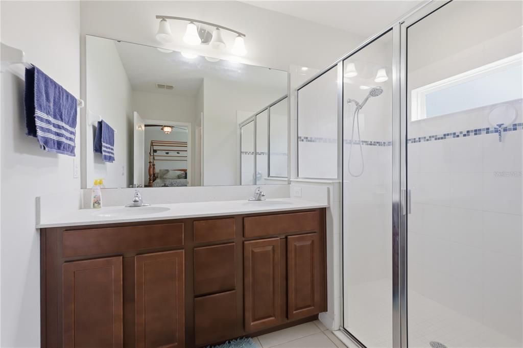 For Sale: $349,900 (3 beds, 2 baths, 1509 Square Feet)