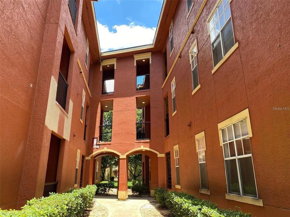 En Venta: $169,000 (1 camas, 1 baños, 935 Pies cuadrados)