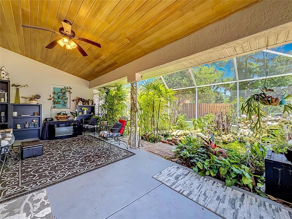 En Venta: $339,900 (3 camas, 2 baños, 1725 Pies cuadrados)