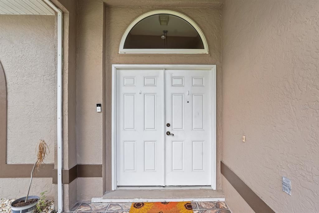 На продажу: $420,000 (3 спален, 2 ванн, 2046 Квадратных фут)