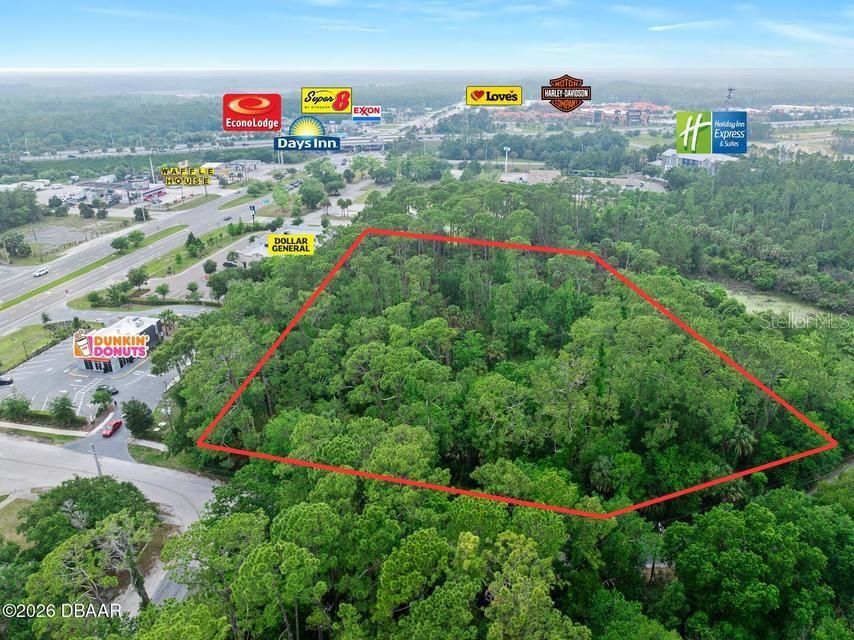 En Venta: $1,150,000 (3.77 acres)