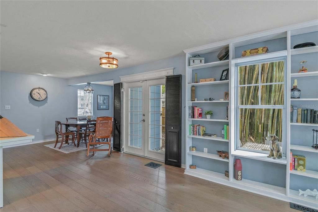 Active With Contract: $598,000 (3 beds, 2 baths, 1528 Square Feet)