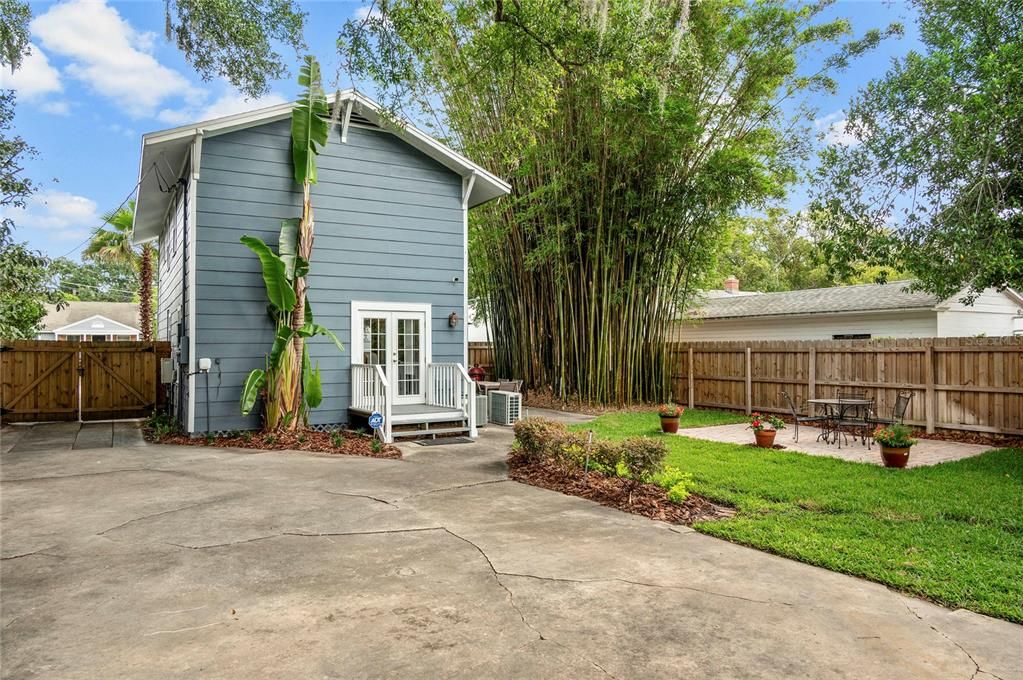 Active With Contract: $598,000 (3 beds, 2 baths, 1528 Square Feet)