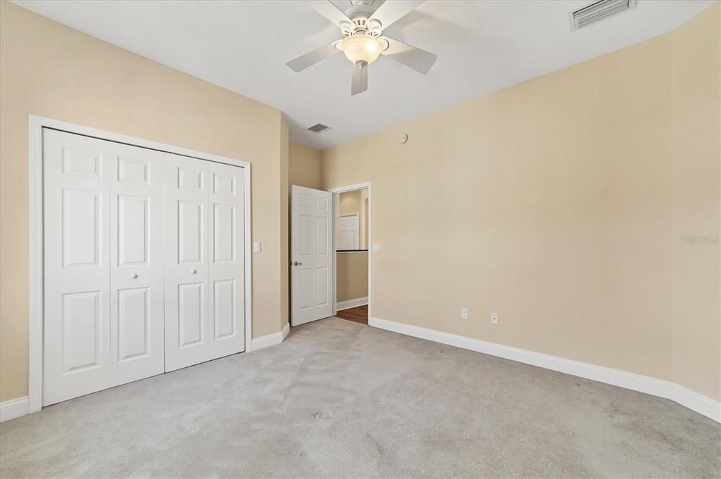 For Sale: $330,000 (3 beds, 2 baths, 1586 Square Feet)