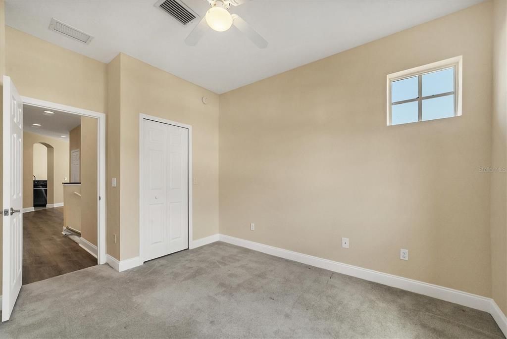 For Sale: $330,000 (3 beds, 2 baths, 1586 Square Feet)