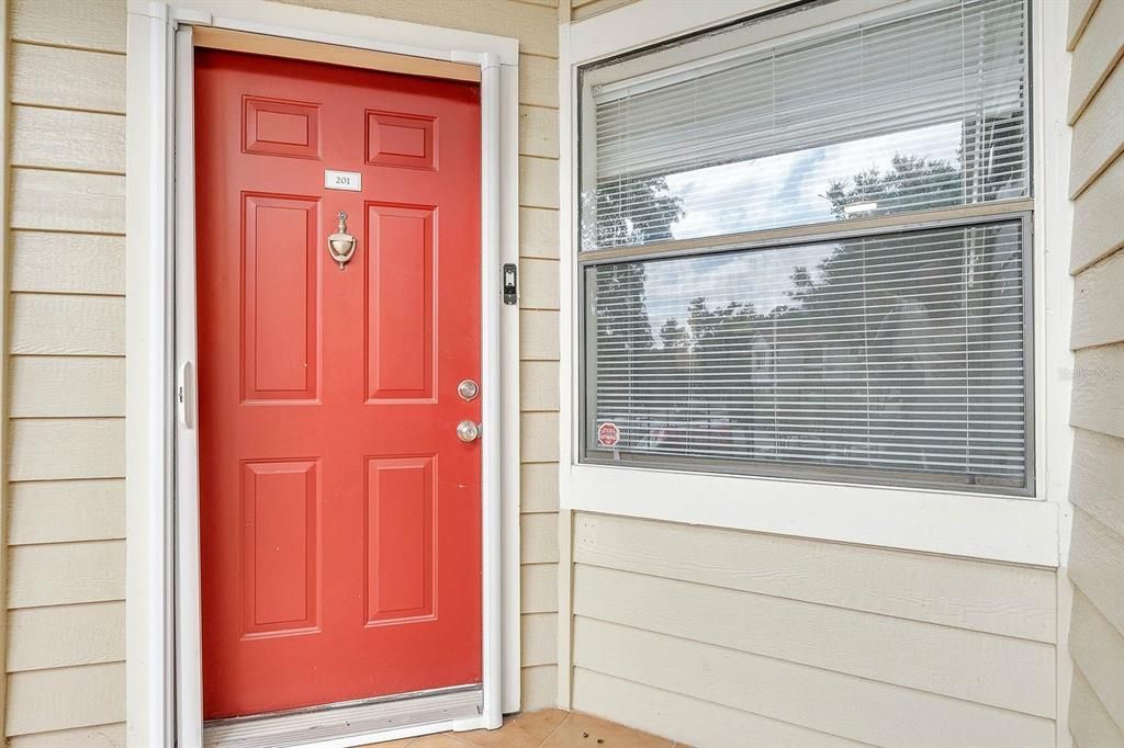 For Rent: $1,650 (2 beds, 2 baths, 937 Square Feet)