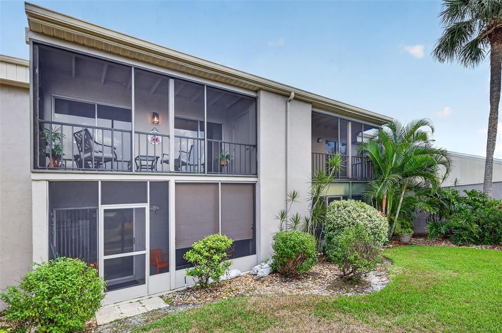 En Venta: $129,900 (2 camas, 2 baños, 1025 Pies cuadrados)