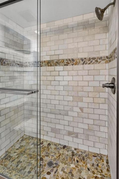 En Venta: $129,900 (2 camas, 2 baños, 1025 Pies cuadrados)