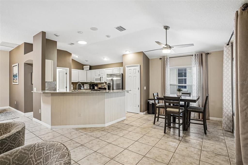 En Venta: $499,999 (3 camas, 2 baños, 2036 Pies cuadrados)